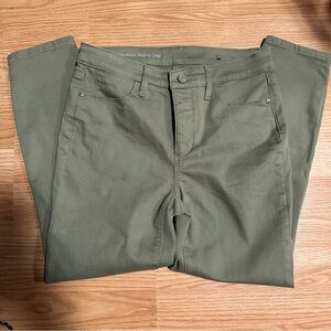 Talbots green flawless size 4 high waist jegging crop skinny sleek versatile